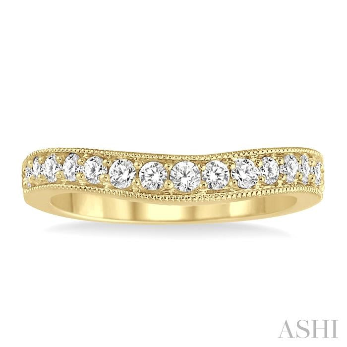 1/2 Ctw Round Cut Diamond 'V' Shape Band in 14K Yellow Gold.