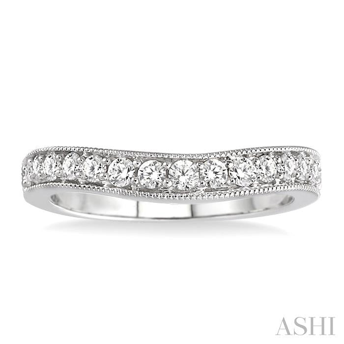 1/2 Ctw Round Cut Diamond 'V' Shape Band in 14K White Gold.
