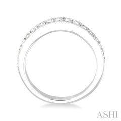 1/3 Ctw Round Cut Diamond 'V' Shape Band in 14K White Gold.