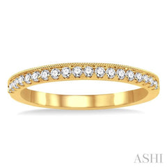 1/4 Ctw Round Cut Diamond Wedding Band in 14K Yellow Gold