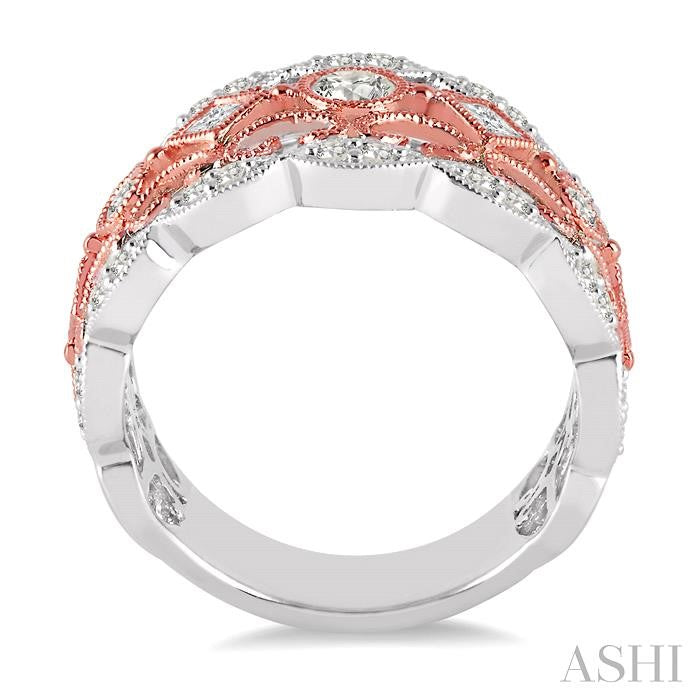 3/4 Ctw Round and Princess Cut Diamond Fashion Band in 14K White and Rose Gold