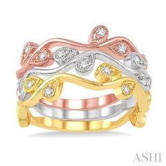 1/3 ctw Pear Shape Round Cut Diamond Triple Band Set in 14K Tri Color Gold
