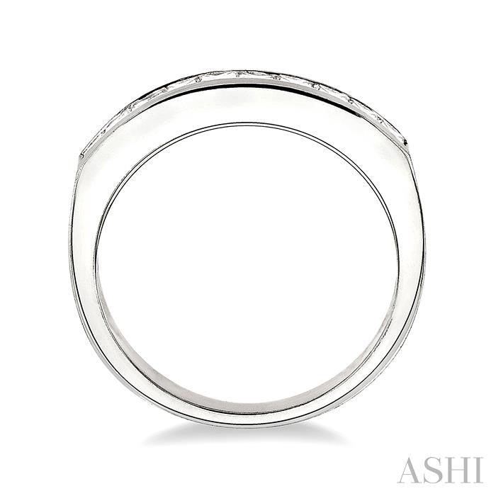 1/2 Ctw Princess Cut Diamond Wedding Band in 14K White Gold