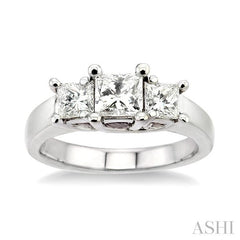 1 1/2 Ctw 3 Stone Princess Cut Diamond Ring in 14K White Gold
