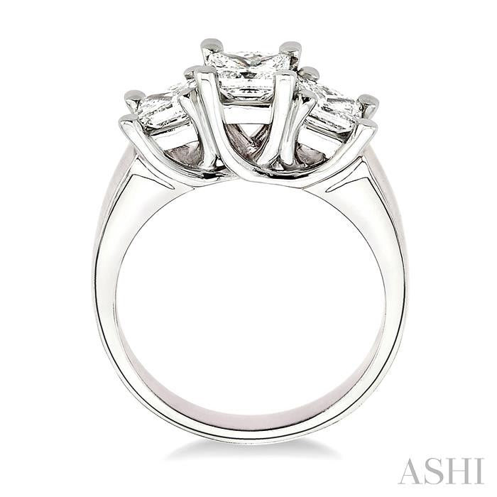 2 Ctw 3 Stone Princess Cut Diamond Ring in 14K White Gold