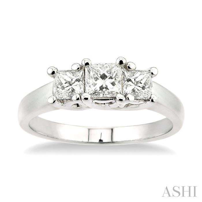 1 Ctw Three Stone Princess Cut Diamond Ring in 14K White Gold