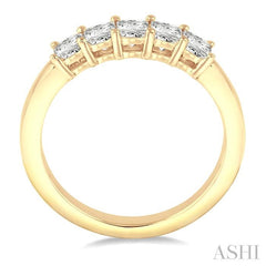 3/4 Ctw Princess Cut Diamond Wedding Band in 14K Yellow Gold