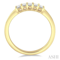 1/3 Ctw Princess Cut Diamond Wedding Band in 14K Yellow Gold