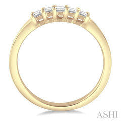 1/3 Ctw Princess Cut Diamond Wedding Band in 14K Yellow Gold