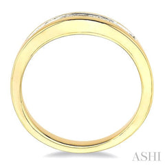 1/4 Ctw Princess Cut Diamond Matching Wedding Band in 14K Yellow Gold