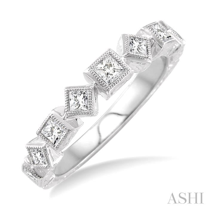 1/2 Ctw Diamond Fashion Band in 14K White Gold