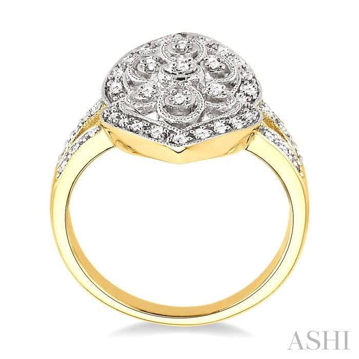 1/4 Ctw Round Cut Diamond Fashion Ring in 10K Yellow Gold