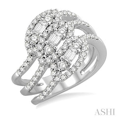 1 1/2 Ctw Round and Baguette Cut Diamond Fashion Ring in 18K White Gold