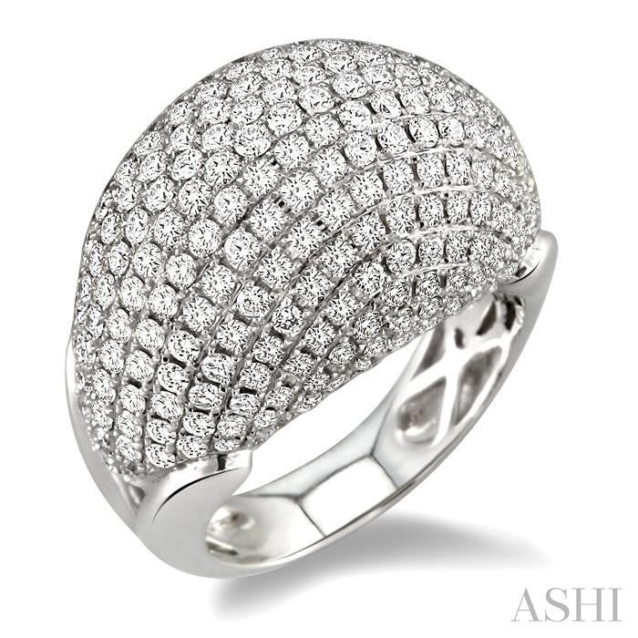 3 Ctw Dome Shape Round Cut Diamond Ring in 18K White Gold