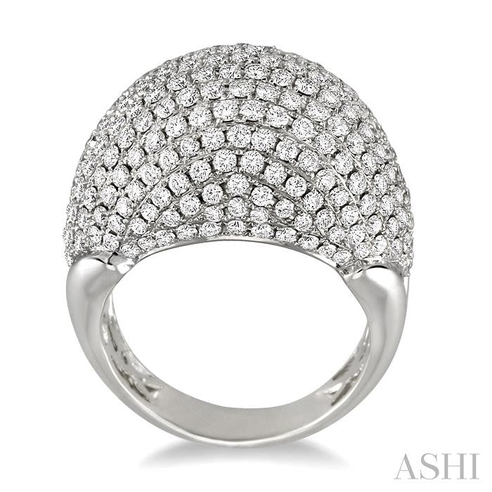 3 Ctw Dome Shape Round Cut Diamond Ring in 18K White Gold
