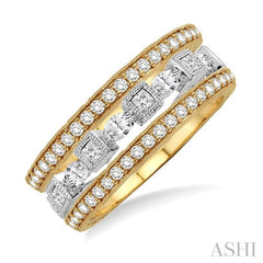 3/4 ctw Round Cut Diamond Triple Band Set in 14K Yellow and White Gold