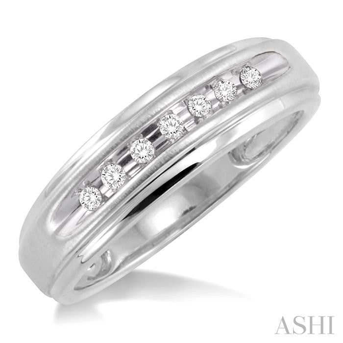 1/20 ctw Round Cut Diamond Women's Ring in 14K White Gold