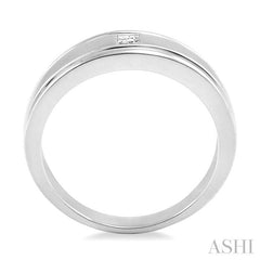 1/20 Ctw Princess Cut Diamond Women's Ring in 14K White Gold