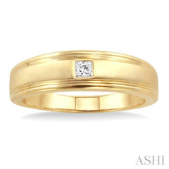 1/20 ctw Princess Cut Diamond Women's Ring in 14K Yellow Gold
