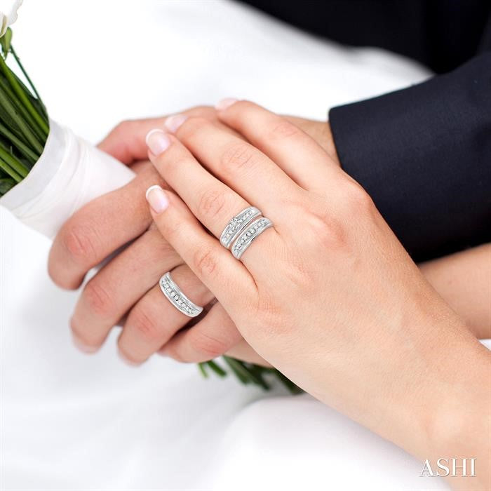 3/8 Ctw Round Cut Trio Wedding Set in 14K White Gold