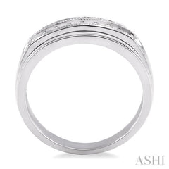 1/8 Ctw Round Cut Diamond Women's Ring in 14K White Gold