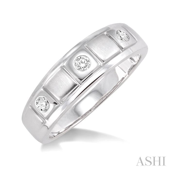 1/8 Ctw Round Cut Diamond Women's Ring in 14K White Gold