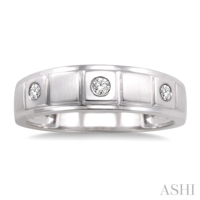 1/8 Ctw Round Cut Diamond Men's Ring in 14K White Gold