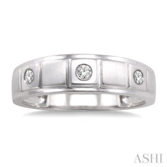1/8 Ctw Round Cut Diamond Men's Ring in 14K White Gold