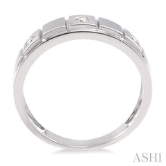 1/8 Ctw Round Cut Diamond Men's Ring in 14K White Gold