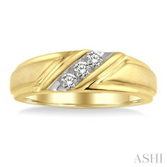 1/8 Ctw Round Cut Diamond Women's Ring in 14K Yellow Gold