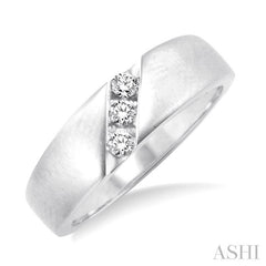 1/8 Ctw Round Cut Diamond Women's Ring in 14K White Gold
