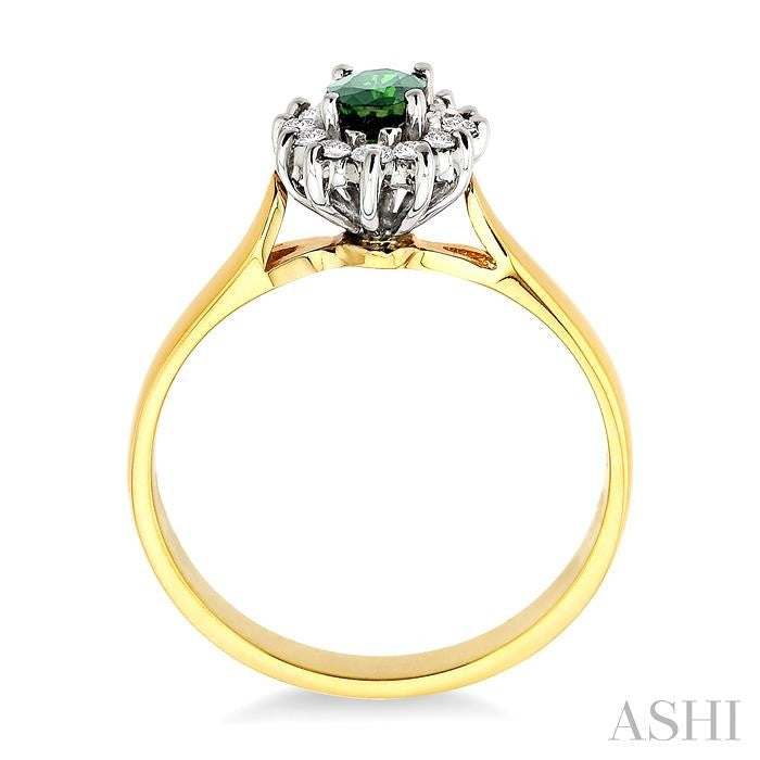 6x4MM Oval Cut Emerald and 1/5 Ctw Round Cut Diamond Ring in 14K Yellow Gold