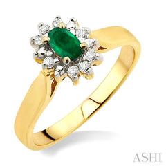 5x3mm Oval Cut Emerald and 1/10 Ctw Round Cut Diamond Ring in 14K Yellow Gold