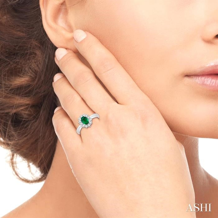 7x5 MM Oval Shape Emerald and 1/3 Ctw Round Cut Diamond Precious Ring in 14K White Gold