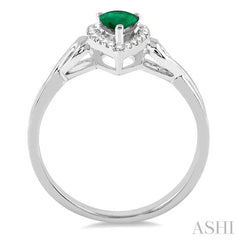 6x4 MM Pear Shape Emerald and 1/10 Ctw Round Cut Diamond Ring in 14K White Gold