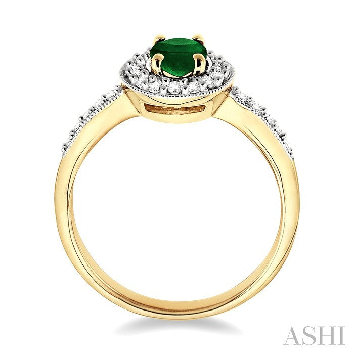 6x4 MM Oval Cut Emerald and 1/4 Ctw Round Cut Diamond Ring in 14K Yellow Gold