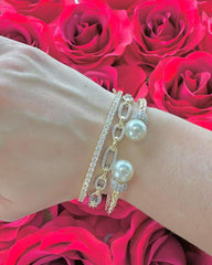 Isabelle bracelet stack