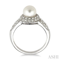 6.5 MM Cultured Pearl and 1/4 Ctw Round Cut Diamond Ring in 14K White Gold