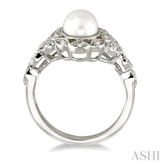 6.5 MM Cultured Pearl and 1/8 Ctw Round Cut Diamond Ring in 14K White Gold