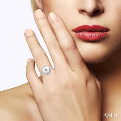 9 MM Cultured Pearl and 3/8 Ctw Round Cut Diamond Ring in 14K White Gold