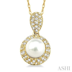 6.5 MM Cultured Pearl and 1/4 Ctw Round Cut Diamond Pendant in 14K Yellow Gold with Chain