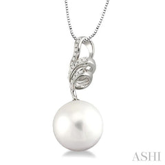 10 MM Cultured Pearl and 1/8 Ctw Round Cut Diamond Pendant in 14K White Gold with Chain
