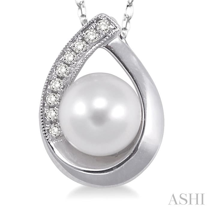 6.5 MM Round Shape Cultured Pearl and 1/20 Ctw Round Cut Diamond Pendant in 14K White Gold with Chain