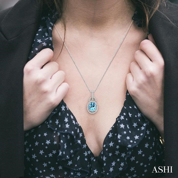 8x6 MM Oval Cut Aquamarine and 1/4 Ctw Round Cut Diamond Pendant in 14K White Gold with Chain