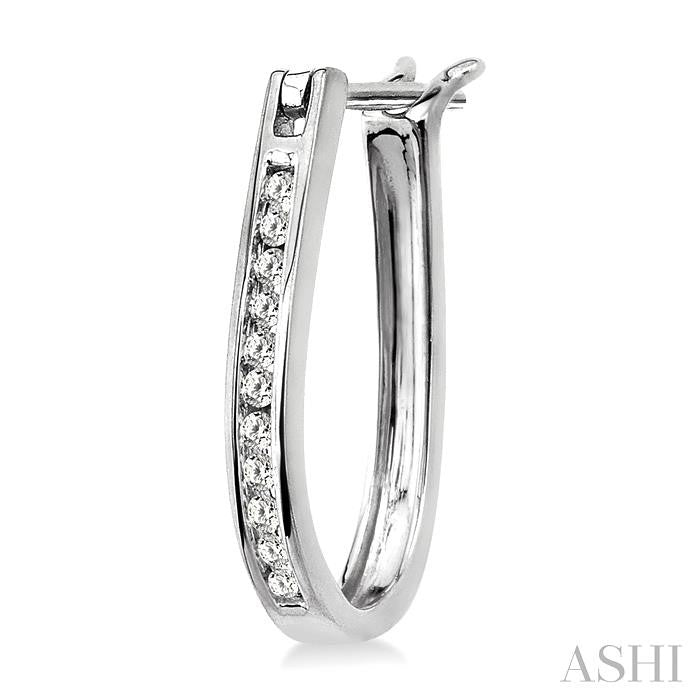 1/4 ctw Round Cut Diamond Hoop Earrings in 14K White Gold