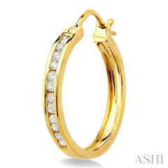 1/2 ctw Round Cut Diamond Hoop Earrings in 10K Yellow Gold