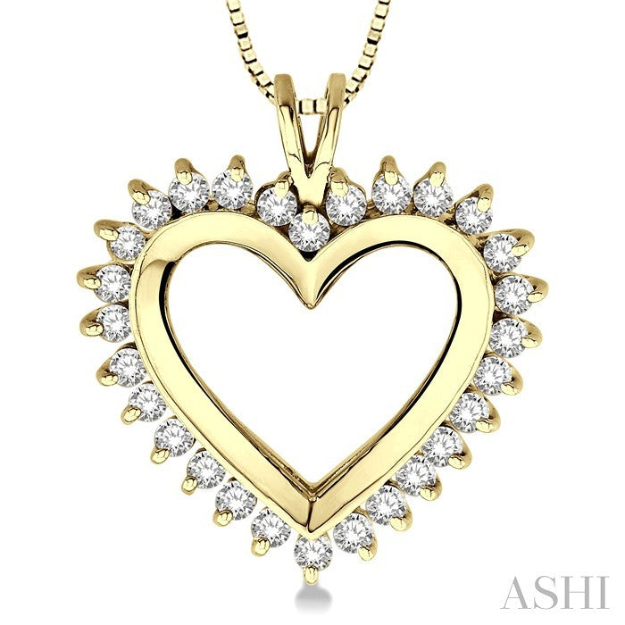 1 Ctw Round Cut Diamond Heart Pendant in 10K Yellow Gold with Chain
