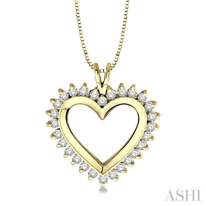 1 Ctw Round Cut Diamond Heart Pendant in 10K Yellow Gold with Chain