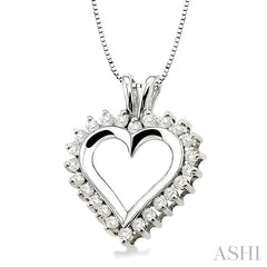 1/2 Ctw Round Cut Diamond Heart Pendant in 14K White Gold with Chain