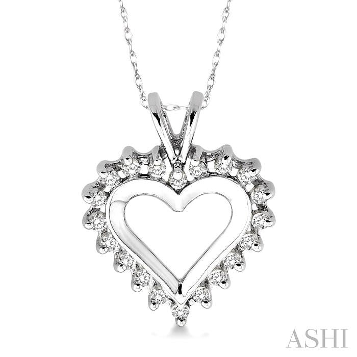 1/4 Ctw Round Cut Diamond Heart Pendant in 14K White Gold with Chain